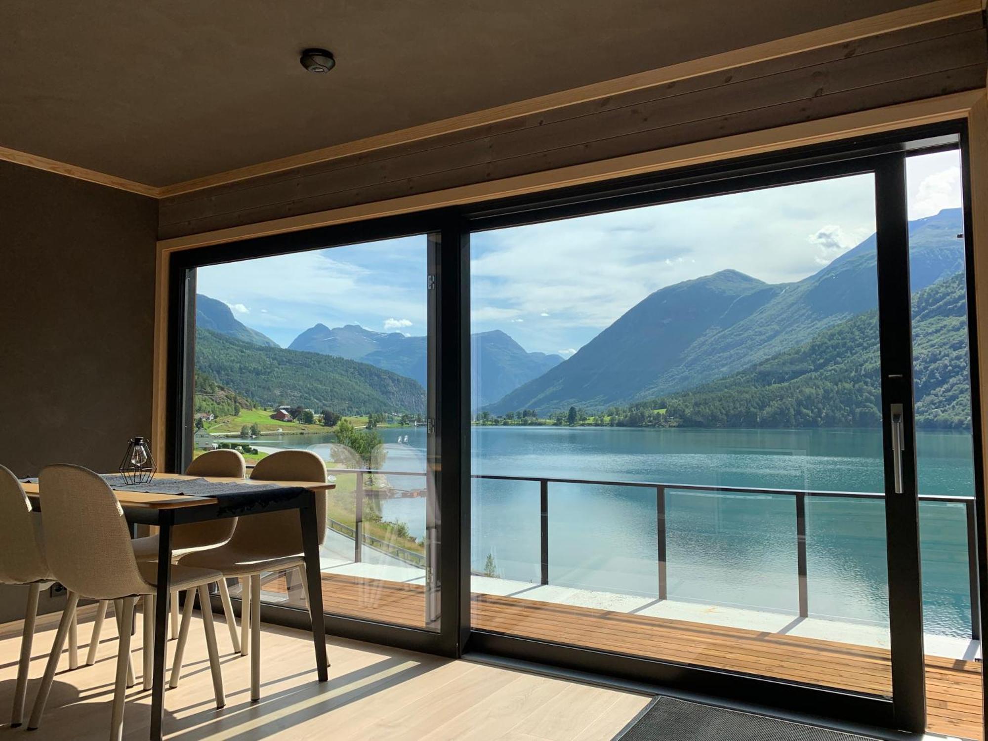Golden - Princess * Stryn