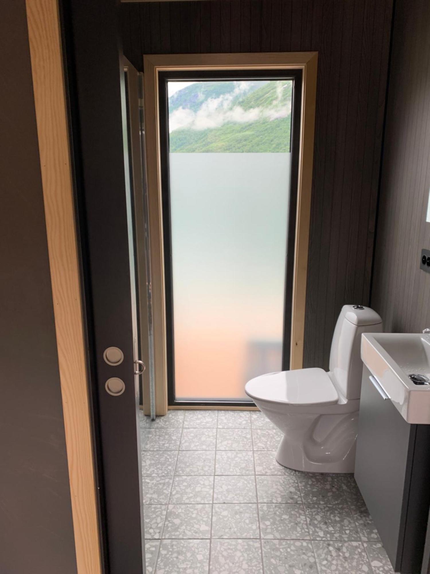 Golden - Princess Stryn