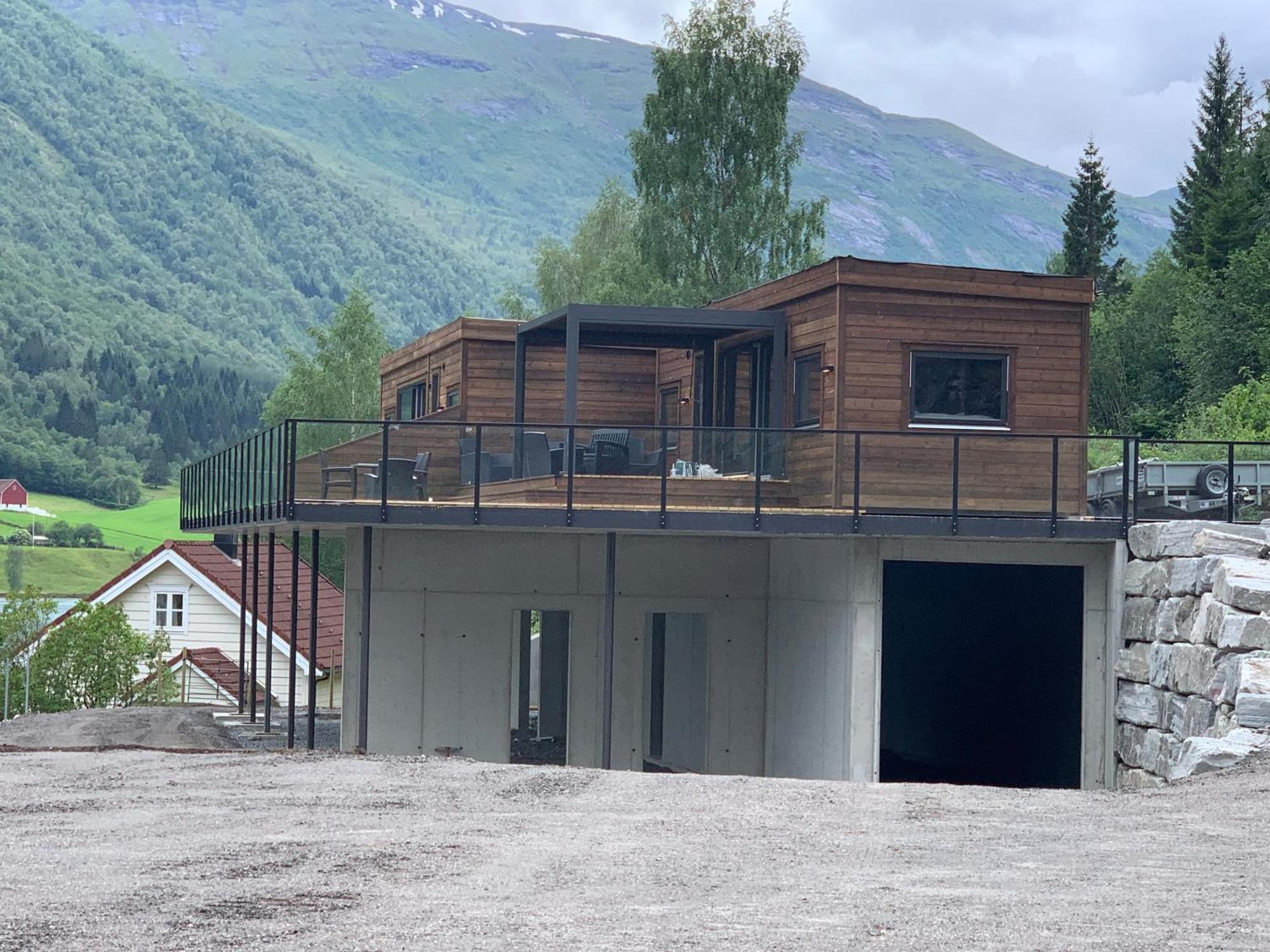 Golden - Princess * Stryn
